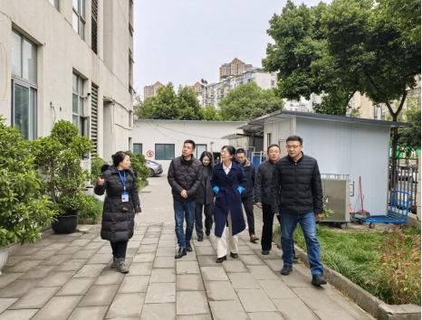 成都市卫健委调研成华区公立医院，共谋医疗卫生服务提升新篇章